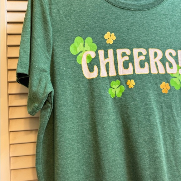 Green 'Cheers!' Graphic T-Shirt Women’s Sz L St. Patrick’s Day Shirt BRAND NEW - Picture 6 of 14